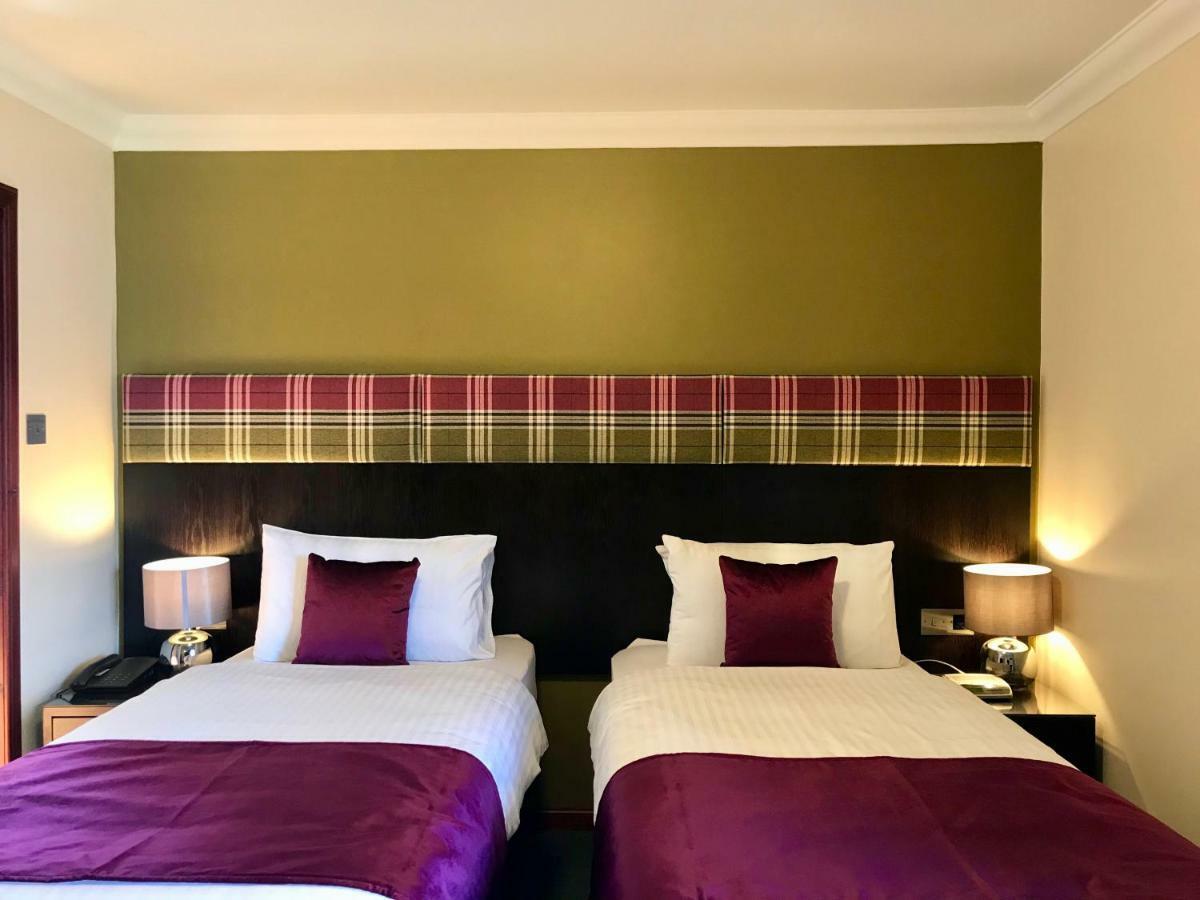Clan Macduff Hotel Fort William Buitenkant foto